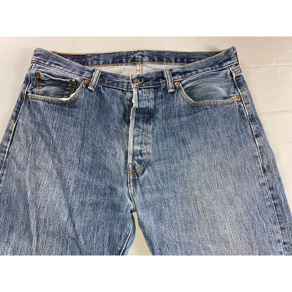Levi's Vintage 501 Classic Straight Button Fly Denim Jeans. Men's 36X33, GUC!!